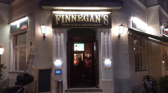 Finnegan's Irish Pub